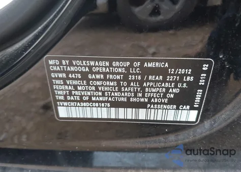 2013 Volkswagen Passat 2.5L Sel Premium z USA, uszkodzony, nr VIN 1VWCH7A36DC081675